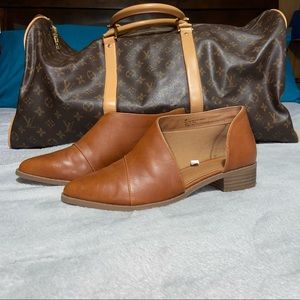 UniversalTread ultra cute shoes in vegan leather.